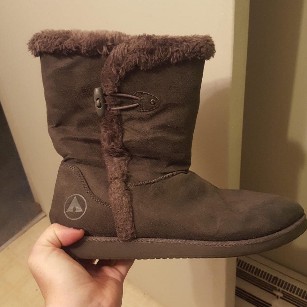 Boots - Picture 6 of 6
